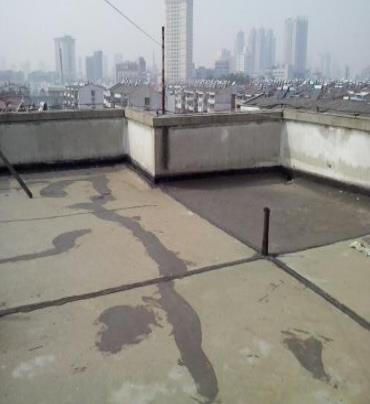 崇阳漏水维修 楼顶漏水是什么原因，楼顶漏水维修方法是什么?